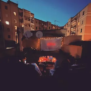 Appartamento Con Terrazzo Privato E Netflix, Cagliari